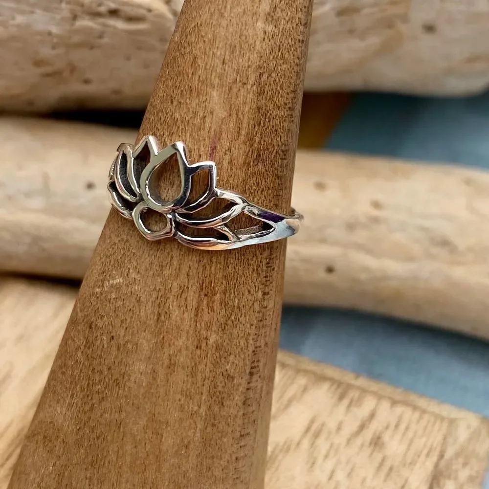 Sterling Silver Lotus Flower Toe Ring